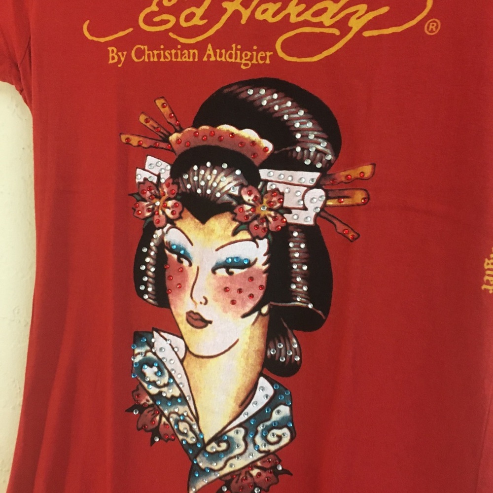 Ed Hardy Graphic T Shirt Size Medium Rhinestone Japanese Geisha Red Y2K Vintage - Picture 2 of 5